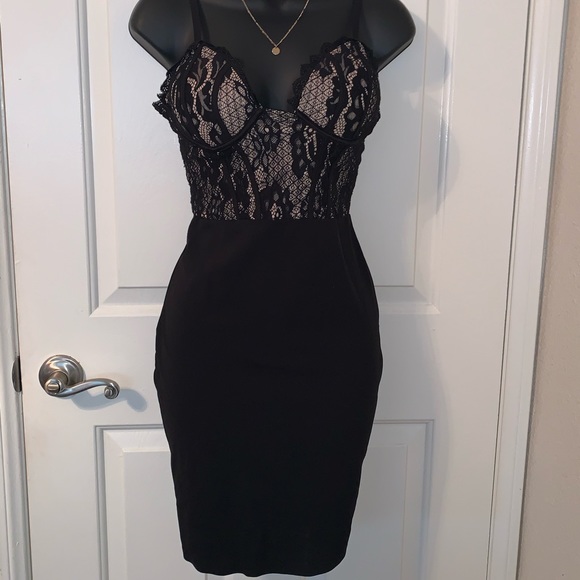 Dress - Picture 1 of 3